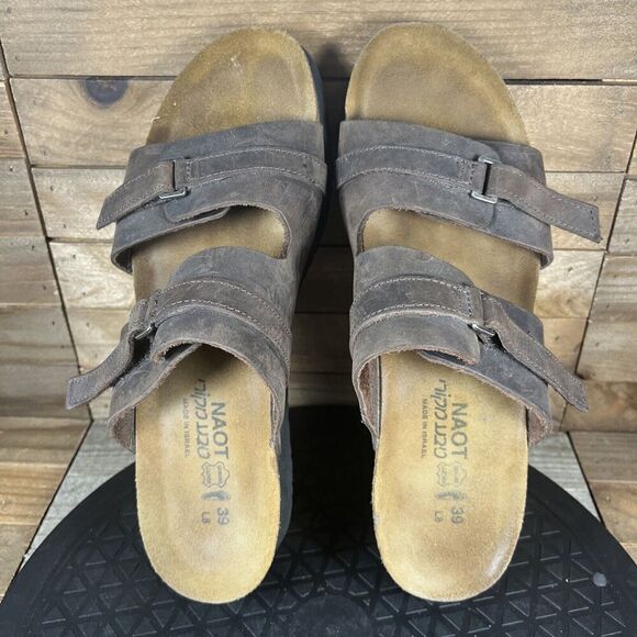 Naot Carly Taupe Nubuck Leather Two Strap Wedge Sandal Womens Sz EU 39 US 8 - Picture 5 of 10